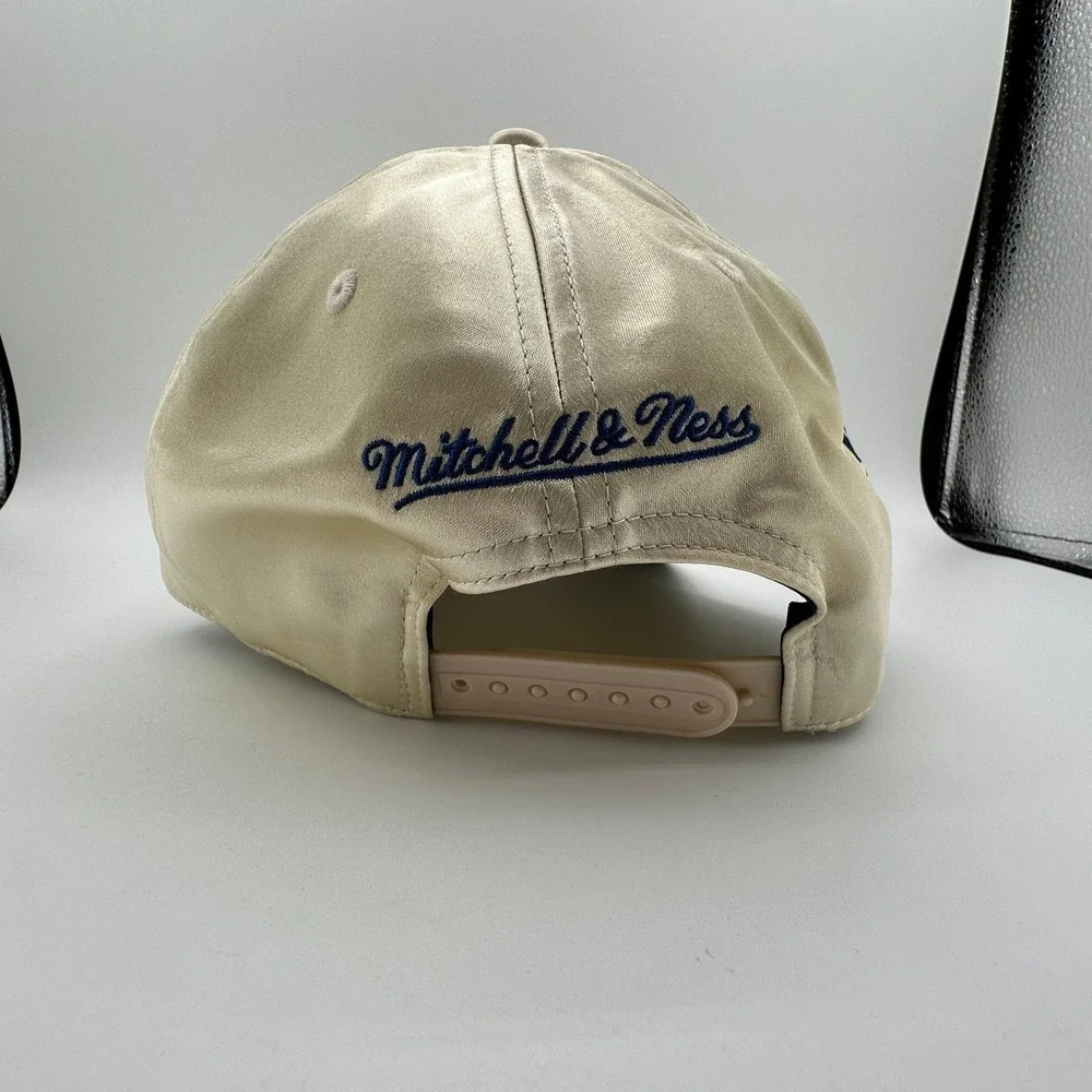 Chicago Cubs Satin Snapback Hat Mitchell & Ness Pro Pinch Cream World Series NEW